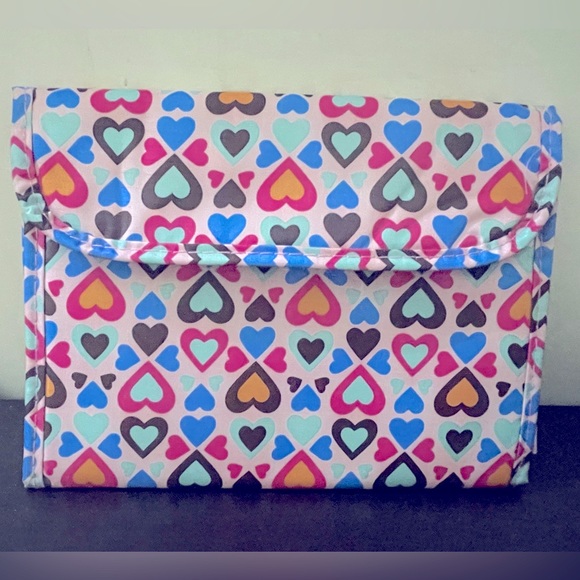 Multiple accessories for little princess, clips, purse,bands, bags & photo frame - Picture 8 of 12